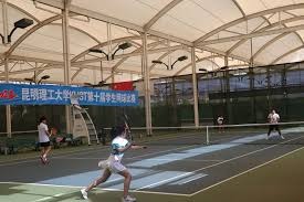 德扑里的“心理延迟”：输钱反应滞后的危险（德州扑克中的心理滞后：对亏损反应迟缓的风险）